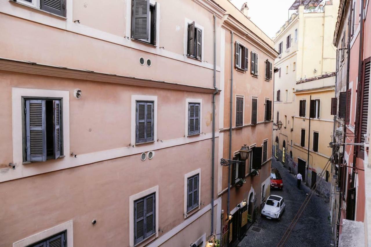 Domus Titiana Amazing Apartment In Trastevere — Photos 1