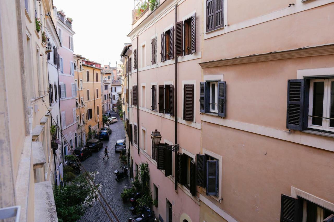 Domus Titiana Amazing Apartment In Trastevere — Photos 3